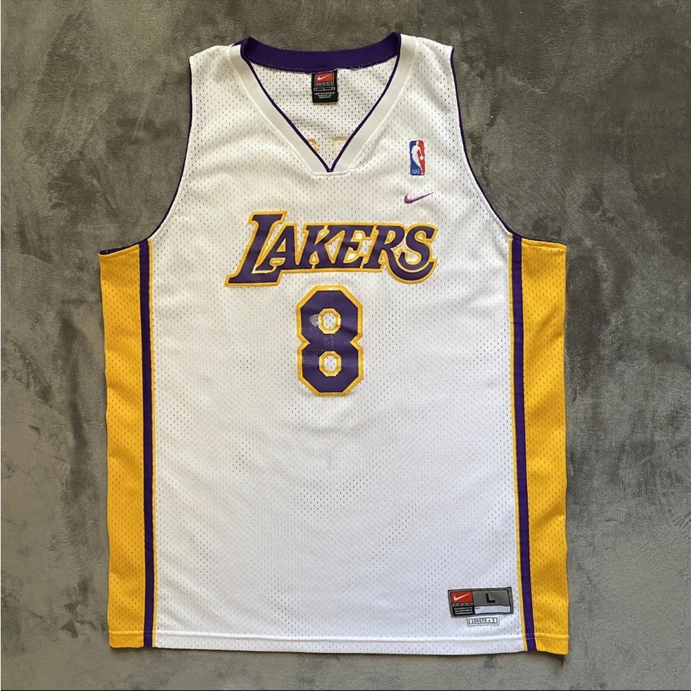 Vintage Team Nike Los Angeles Lakers Stitched Jersey - Kobe Bryant #8 Size Large